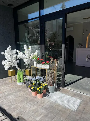 SoHo Kwiaty - kwiaciarnia Bielsko-Biała - obsługa wesel florystyczna - poczta kwiatowa Bielsko-Biała - kompozycje kwiatowe